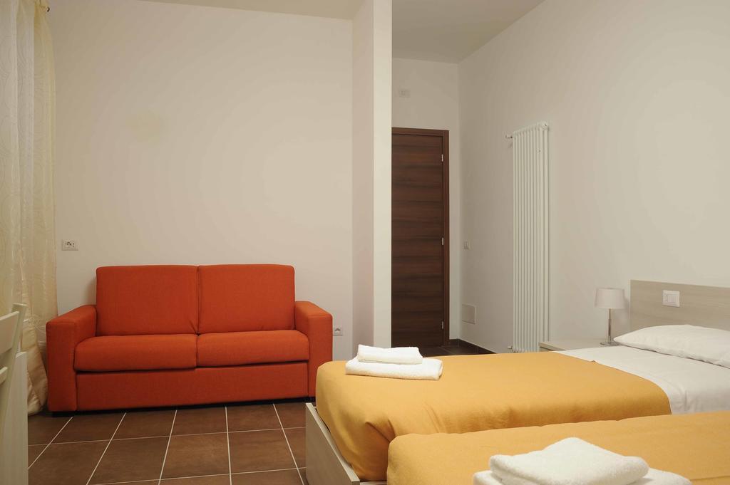 Agriturismo La Bioca Кастильоне Фалето Екстериор снимка